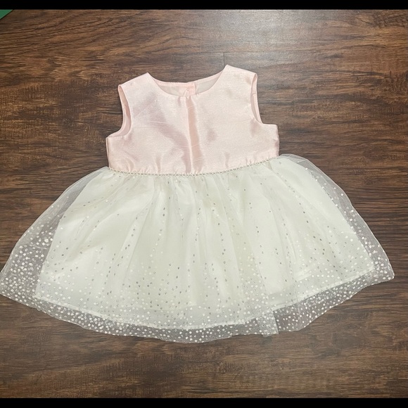 Pink dress with dots - Picture 1 of 2